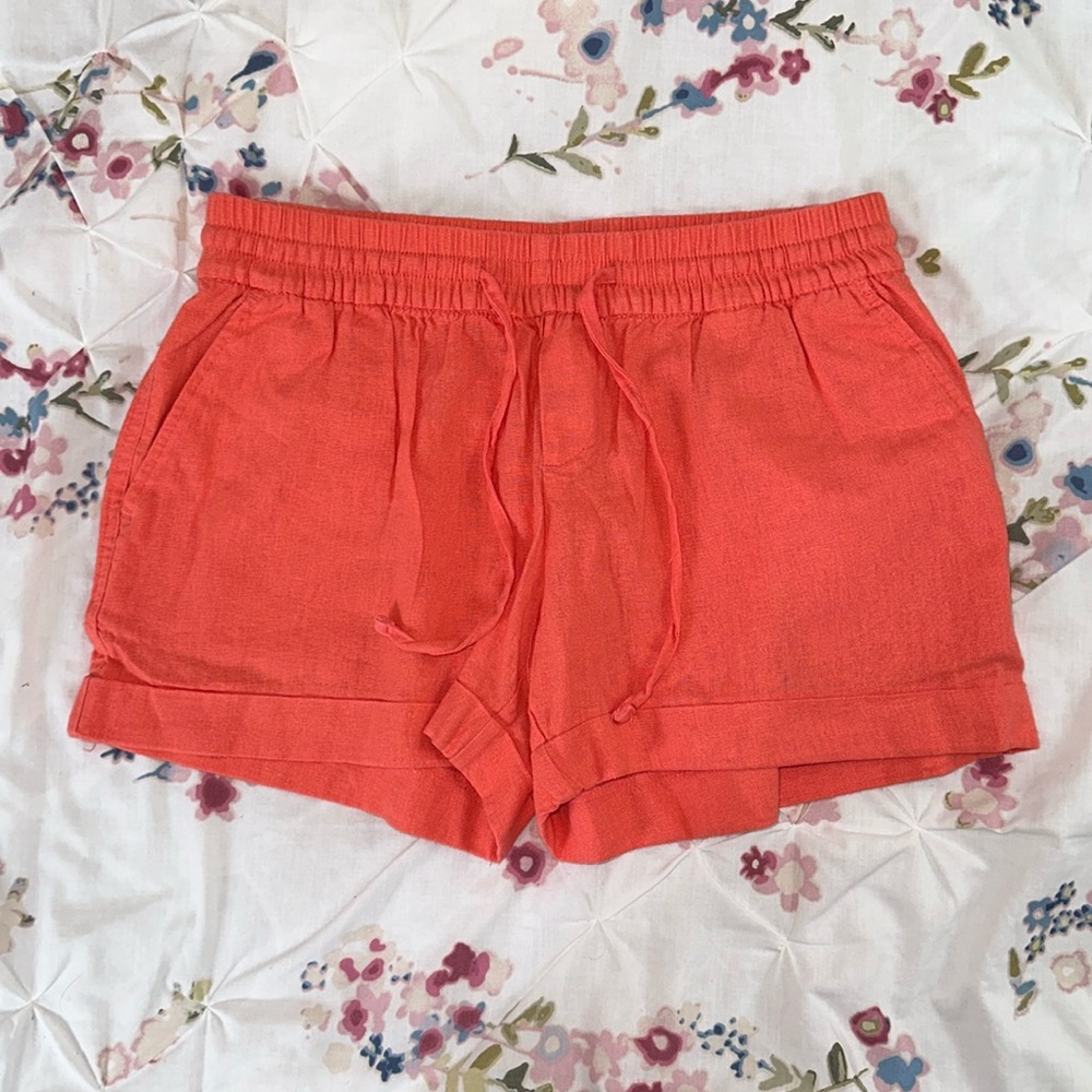 Old Navy Drawstring Linen-Blend Shorts